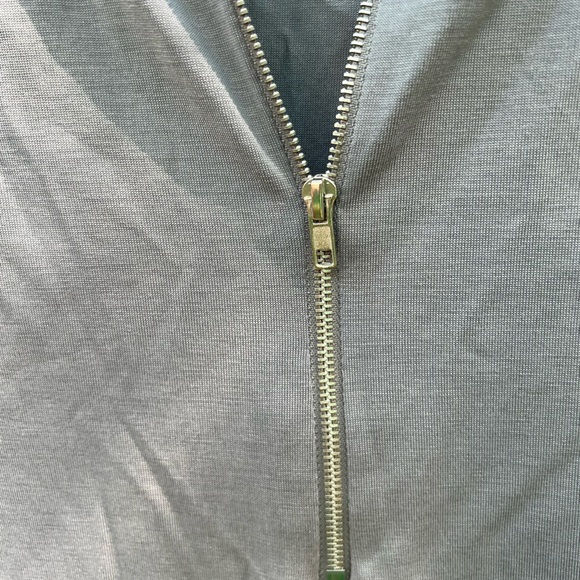 Green Envelope Zippered Tank Top size Medium - Picture 3 of 7